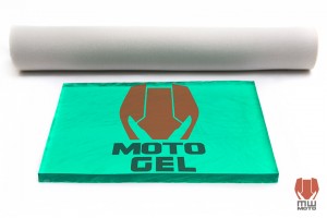 Mata żelowa Moto Gel rozmiar 31x25x1,5cm, plus pianka.  MG 31/25/1,5/P/210